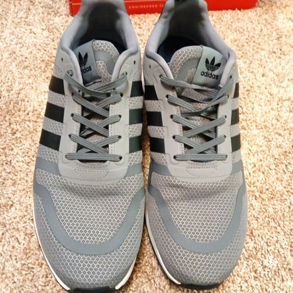 Adidas  Mens MULTI X J SIZE 9 1/2 GREY/BLACK EUC - Picture 2 of 7